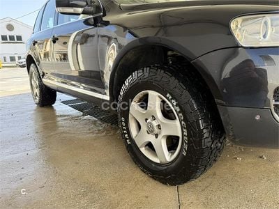 Usado VW Touareg R 174 CV (127 kW) 2006 Negro SUV