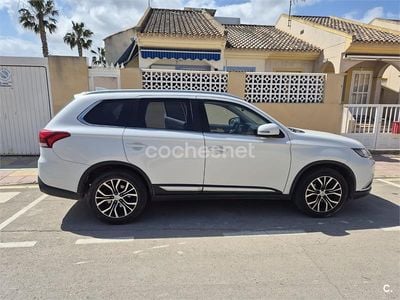 Usado Mitsubishi Outlander Motion 150 CV (110 kW) 2018 Blanco SUV