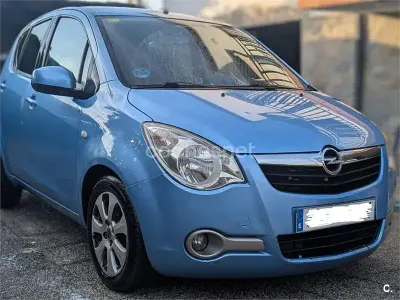 Usado Opel Agila Enjoy 86 CV (63 kW) 2008 Azul Utilitario