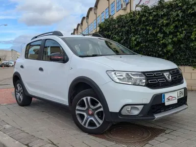 Usado Dacia Sandero Essentiel 90 CV (66 kW) 2019 Blanco Utilitario