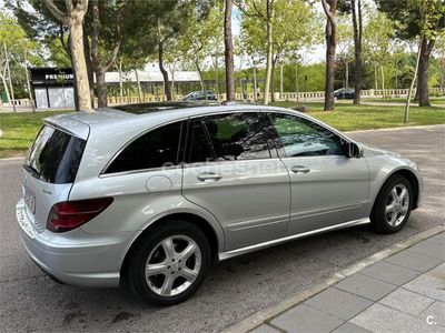 Mercedes R320
