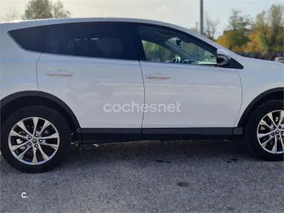 Usado Toyota RAV4 Advance 143 CV (105 kW) 2016 Blanco SUV