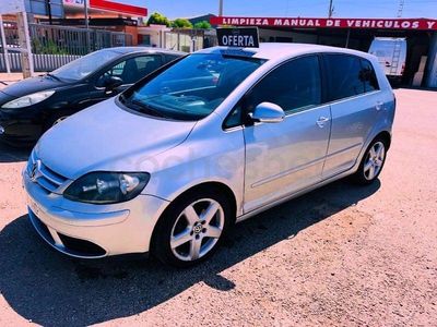 Begagnad VW Golf Plus Cross Trendline 105 HK (77 kW) 2006 Grå Minibuss
