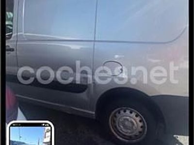 Usado Peugeot Rifter Access 100 CV (73 kW) 2018 Gris / plata Monovolumen