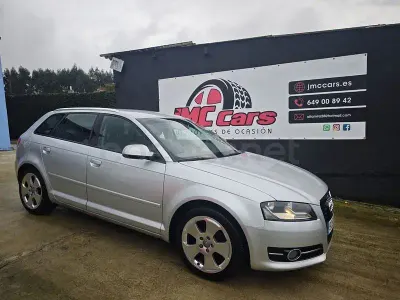 Usado Audi A3 Ambition 105 CV (77 kW) 2012 Gris / plata Utilitario