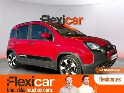 Usado Fiat Panda 70 CV (51 kW) 2024 Rojo Utilitario