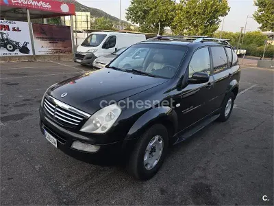 Usado SsangYong Rexton 165 CV (121 kW) 2005 Negro SUV