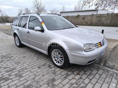 Gris / plata Usado 2000 VW Golf IV Highline Familiar | 3000 € (Precio justo)