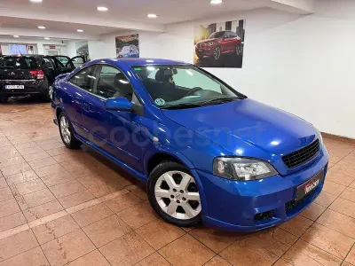 Usado Opel Astra 125 CV (91 kW) 2005 Azul Coupe