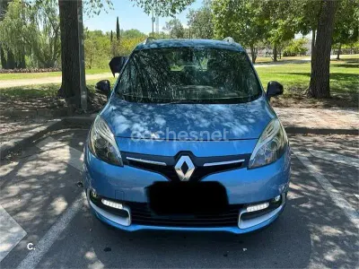 Usado Renault Scénic III LIMITED 130 CV (95 kW) 2015 Azul Monovolumen