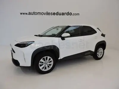 Usado Toyota Yaris Cross Active 116 CV (85 kW) 2022 Blanco SUV