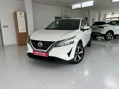 Usado Nissan Qashqai N-Connecta 140 CV (102 kW) 2023 Blanco SUV