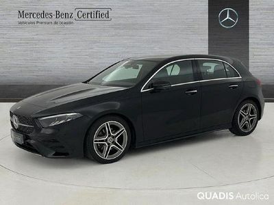 Usado Mercedes A180 AMG line 116 CV (85 kW) 2023 Negro noche