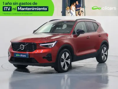 Usado Volvo XC40 Plus 262 CV (192 kW) 2022 Rojo SUV