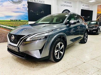 Begagnad Nissan Qashqai N-Connecta 158 HK (116 kW) 2022 Grå SUV