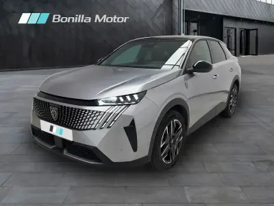 Usado Peugeot 3008 GT 145 CV (106 kW) 2025 Gris / plata SUV