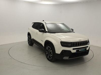 Blanco Usado 2024 Jeep Avenger EV Altitude SUV | 23.900 € (Buen precio)