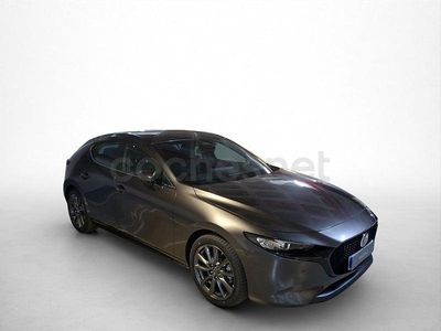 Usado Mazda 3 Center-Line 140 CV (102 kW) 2025 Gris / plata Berlina