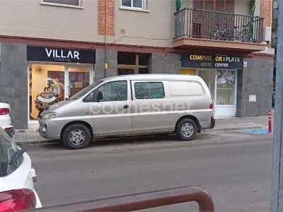 Usado Hyundai H-1 140 CV (102 kW) 2003 Gris / plata Monovolumen