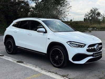 Blanco Usado 2020 Mercedes GLA250 AMG SUV | 31.900 € (Buen precio)