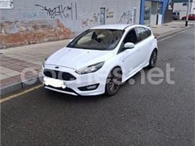 Usado Ford Focus ST-Line 120 CV (88 kW) 2016 Blanco Berlina