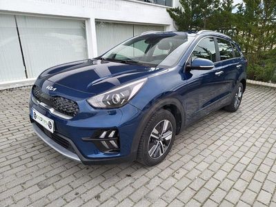 Usado Kia Niro 141 HP (103 kW) 2022 Azul SUV