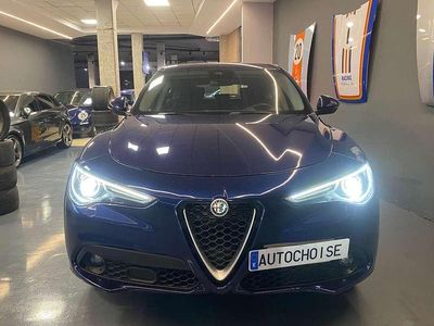 Usado Alfa Romeo Stelvio Executive 190 CV (139 kW) 2019 Azul SUV
