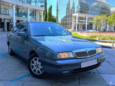 Usado Lancia Kappa 175 CV (128 kW) 1995 Gris / plata Berlina