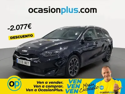 Usado Kia Ceed Style 100 CV (73 kW) 2025 Negro Utilitario