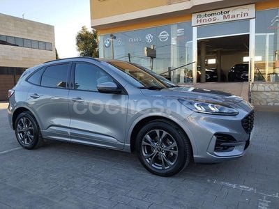 Gris / plata Usado 2022 Ford Kuga ST-Line SUV | 20.400 € (Precio justo)