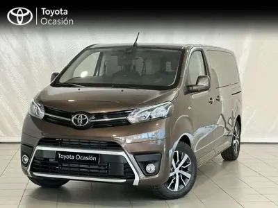 Usado Toyota Proace Advance 150 CV (110 kW) 2023 Marrón Monovolumen