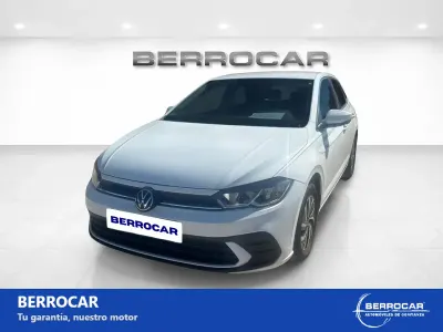Usado VW Polo Life 95 CV (69 kW) 2022 Blanco Utilitario