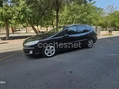 Usado Peugeot 407 Sport 136 CV (100 kW) 2006 Negro Familiar