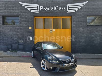 Lexus IS300h