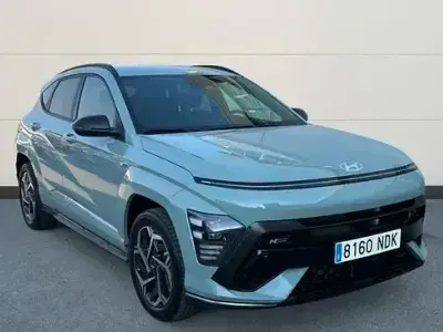 Usado Hyundai Kona N Line 100 CV (73 kW) 2025 Gris SUV