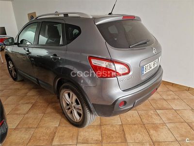 Gris / plata Usado 2011 Nissan Qashqai Tekna SUV | 9200 € (Precio justo)