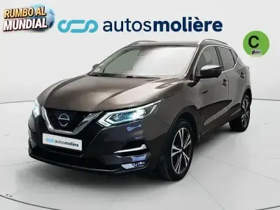 Usado Nissan Qashqai N-Connecta 130 CV (95 kW) 2017 Marrón SUV