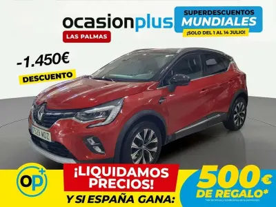 Usado Renault Captur Techno 91 CV (66 kW) 2023 Rojo SUV