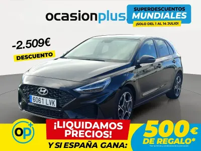 Usado Hyundai i30 N Line 120 CV (88 kW) 2021 Negro