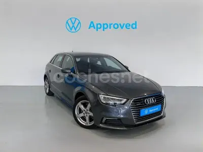 Usado Audi e-tron S-Line 204 CV (150 kW) 2020 Gris / plata SUV