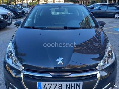 Azul Usado 2019 Peugeot 208 Active Utilitario | 5800 € (Buen precio)