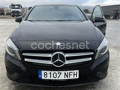 Usado Mercedes A200 Urban 136 CV (100 kW) 2015 Negro Berlina