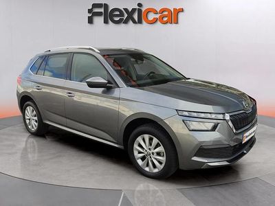 Usado Skoda Kamiq Active 116 CV (85 kW) 2020 Gris SUV