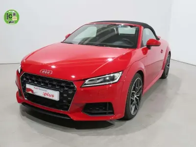 Usado Audi TT 197 CV (144 kW) 2022 Rojo Descapotable