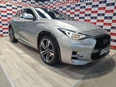 Usado Infiniti Q30 Sport Tech 211 CV (155 kW) 2020 Gris Utilitario