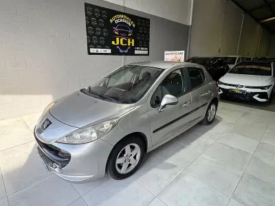 Usado Peugeot 207 75 HP (55 kW) 2008 Bege Sedan