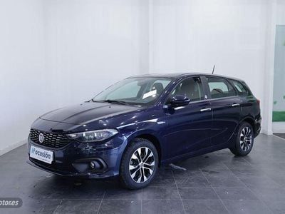 Usado Fiat Tipo Mirror 95 CV (69 kW) 2020 Azul Familiar