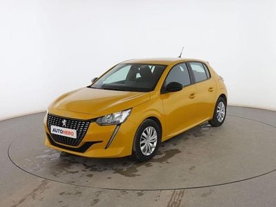 Usado Peugeot 208 Active 75 CV (55 kW) 2023 Amarillo Utilitario