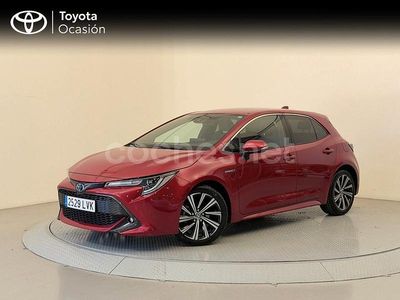 Usado Toyota Corolla Style 122 CV (89 kW) 2021 Rojo Berlina