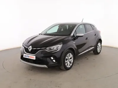 Usado Renault Captur Zen 91 CV (66 kW) 2022 Negro SUV